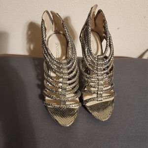 Women's heels sz 8.5